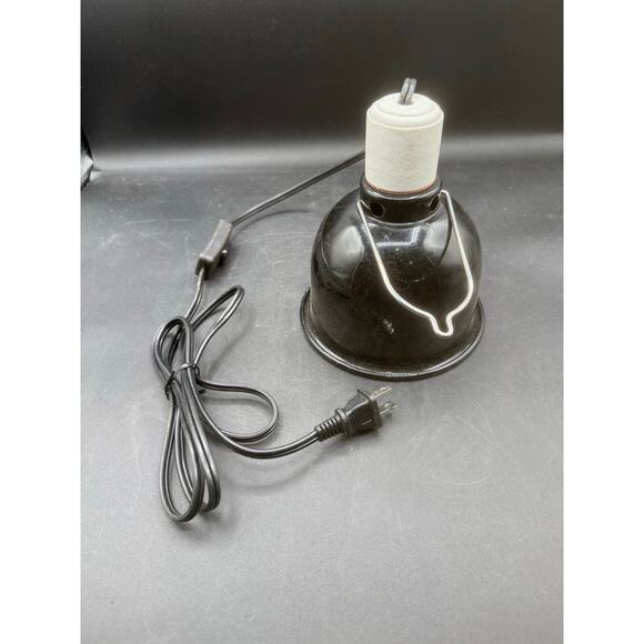 Fluker’s Sun Dome Reptile Lamp – 8.5” Diameter (Used) - Picture 2 of 6